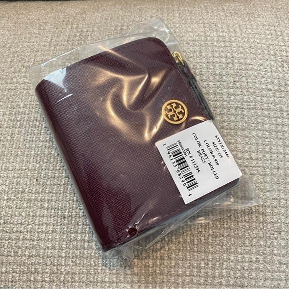 Tory Burch Mini Wallet - Picture 10 of 11